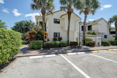 WALK INTO THIS LIGHT BRIGHT OPEN TWO BEDROOM TWO BATH PLUS DEN on Gleneagles Golf and Country Club in Florida - for sale on GolfHomes.com, golf home, golf lot