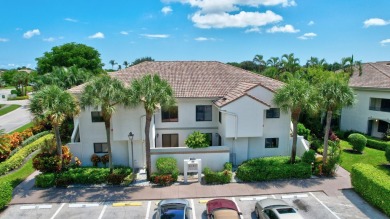 WALK INTO THIS LIGHT BRIGHT OPEN TWO BEDROOM TWO BATH PLUS DEN on Gleneagles Golf and Country Club in Florida - for sale on GolfHomes.com, golf home, golf lot