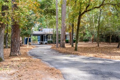 Seller PAYING HOA TRANSFER FEE FOR BUYER! 

Nestled in a on Holly Lake Ranch Golf Club in Texas - for sale on GolfHomes.com, golf home, golf lot