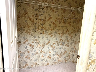 Welcome Home to High Point 55+ Golf Community This 1,560 sq ft on High Point Golf Club, Inc. in Florida - for sale on GolfHomes.com, golf home, golf lot