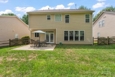 Welcome to Highland Creek! This well-loved 3BR/2.5BA home offers on Highland Creek Golf Club in North Carolina - for sale on GolfHomes.com, golf home, golf lot