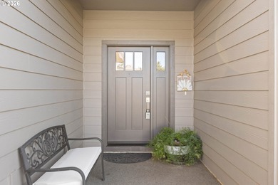 Adorable better than new home in highly desired West Sutherlin on Oak Hills Golf Club / Umpqua Golf Resort in Oregon - for sale on GolfHomes.com, golf home, golf lot