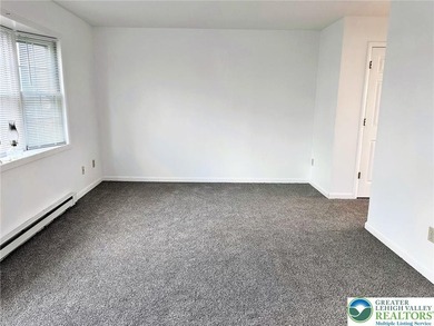 Shepherd Hills Townhome * 3 Bedrooms * 1 1/2 Baths * Freshly on Shepherd Hills Golf Club in Pennsylvania - for sale on GolfHomes.com, golf home, golf lot