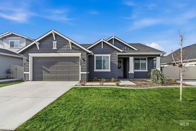Highly sought-after Carriage Hill West home near Lake Lowell and on Hunters Point Golf Club in Idaho - for sale on GolfHomes.com, golf home, golf lot