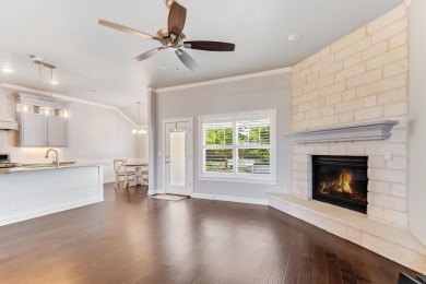 Welcome to this beautiful 3-bedroom, 2-bathroom home located in on Delaware Springs Golf Course in Texas - for sale on GolfHomes.com, golf home, golf lot