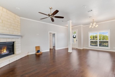 Welcome to this beautiful 3-bedroom, 2-bathroom home located in on Delaware Springs Golf Course in Texas - for sale on GolfHomes.com, golf home, golf lot