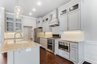 Welcome to this beautiful 3-bedroom, 2-bathroom home located in on Delaware Springs Golf Course in Texas - for sale on GolfHomes.com, golf home, golf lot