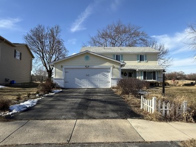 Unbeatable Location**.2S house with 4 Bedrooms ** Backs up to a on Boughton Ridge Golf Course in Illinois - for sale on GolfHomes.com, golf home, golf lot