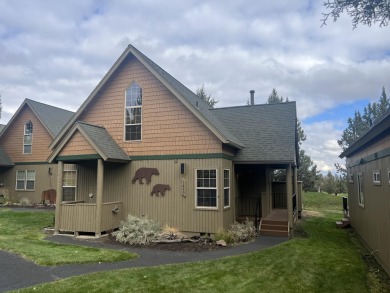 Beautifully located Chalet situated at the edge of the 17th on Eagle Crest Golf Resort - Ridge Course in Oregon - for sale on GolfHomes.com, golf home, golf lot