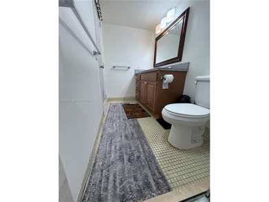 Beautiful apartment on the 5th level with an amazing view of the on Palm-Aire Country Club and Resort - Palms in Florida - for sale on GolfHomes.com, golf home, golf lot