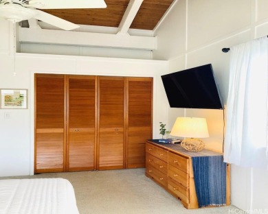 Light, bright  airy, 3 bedroom townhome in best location within on Makai Golf Club At Princeville in Hawaii - for sale on GolfHomes.com, golf home, golf lot