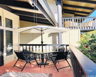 Light, bright  airy, 3 bedroom townhome in best location within on Makai Golf Club At Princeville in Hawaii - for sale on GolfHomes.com, golf home, golf lot