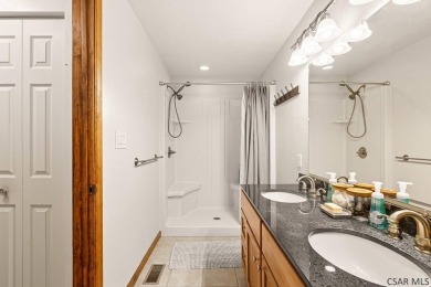 Beautiful 3 bedroom/2.5 bath unit located in the Arrowhead on Northwinds Golf Course in Pennsylvania - for sale on GolfHomes.com, golf home, golf lot