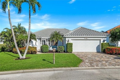 GOLF MEMBERSHIP INCLUDED ($50,000 value)! Perfectly situated in on Hunters Ridge Country Club in Florida - for sale on GolfHomes.com, golf home, golf lot