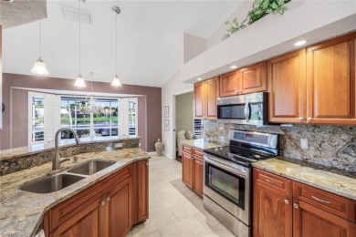 GOLF MEMBERSHIP INCLUDED ($50,000 value)! Perfectly situated in on Hunters Ridge Country Club in Florida - for sale on GolfHomes.com, golf home, golf lot