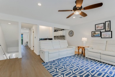 Beautifully remodeled waterfront townhome in Horseshoe Bay West on Ram Rock Golf Course in Texas - for sale on GolfHomes.com, golf home, golf lot