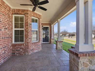 Welcome to this charming 2-bedroom, 2-bathroom home situated on on Frisco Lakes Golf Course in Texas - for sale on GolfHomes.com, golf home, golf lot