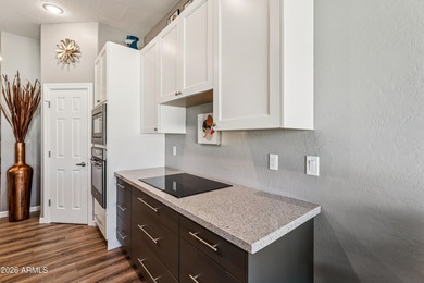 Immaculate 2-3 bedroom gated townhome located on the 3rd fairway on Gold Canyon Golf Resort  in Arizona - for sale on GolfHomes.com, golf home, golf lot