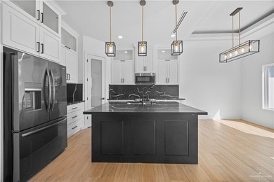 Welcome to this stunning modern, move-in-ready home located in on Los Lagos Golf Club in Texas - for sale on GolfHomes.com, golf home, golf lot