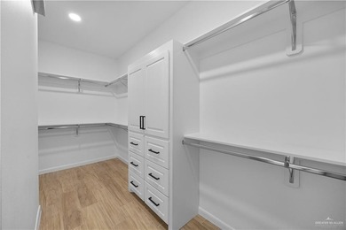 Welcome to this stunning modern, move-in-ready home located in on Los Lagos Golf Club in Texas - for sale on GolfHomes.com, golf home, golf lot