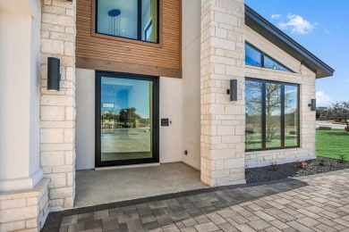 BRAND NEW LUXURY CUSTOM HOME IN THE RESERVE AT SUMMIT ROCK! on Summit Rock Golf Course in Texas - for sale on GolfHomes.com, golf home, golf lot