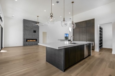 BRAND NEW LUXURY CUSTOM HOME IN THE RESERVE AT SUMMIT ROCK! on Summit Rock Golf Course in Texas - for sale on GolfHomes.com, golf home, golf lot