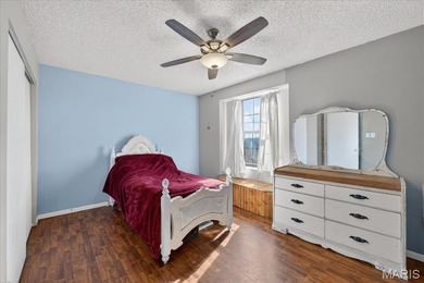 Welcome to Raintree Village Condominiums!  This 2-bedroom, 1 on Raintree Country Club in Missouri - for sale on GolfHomes.com, golf home, golf lot