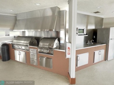 Full Two Bedroom With Lake View On Par 3 Golf Course-Paid Up Rec on Hollybrook Golf and Tennis Club  in Florida - for sale on GolfHomes.com, golf home, golf lot