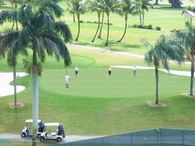 Full Two Bedroom With Lake View On Par 3 Golf Course-Paid Up Rec on Hollybrook Golf and Tennis Club  in Florida - for sale on GolfHomes.com, golf home, golf lot