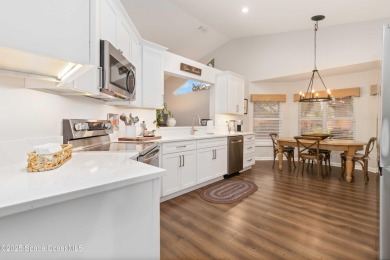 Welcome to this beautifully maintained END UNIT single-family on Suntree Country Club in Florida - for sale on GolfHomes.com, golf home, golf lot
