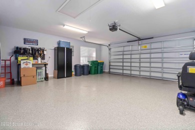 Welcome to this beautifully maintained END UNIT single-family on Suntree Country Club in Florida - for sale on GolfHomes.com, golf home, golf lot