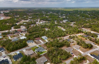 Excellent opportunity to own a 0.23-acre vacant residential lot on Bobcat Trail Golf Club in Florida - for sale on GolfHomes.com, golf home, golf lot