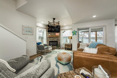 This incredible LAKE HOME, just a year old, offers phenomenal on Tannenbaum Golf Club in Arkansas - for sale on GolfHomes.com, golf home, golf lot