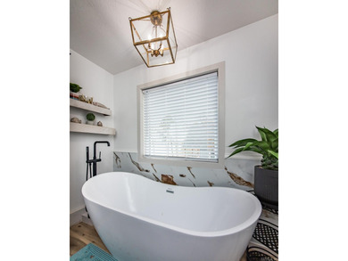 This incredible LAKE HOME, just a year old, offers phenomenal on Tannenbaum Golf Club in Arkansas - for sale on GolfHomes.com, golf home, golf lot