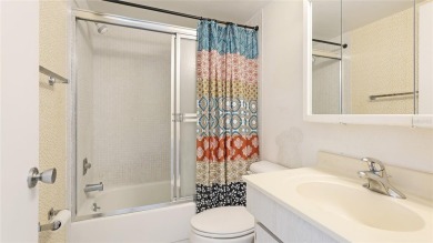 Welcome to the best value in Glen Oaks! This 2-bedroom on Bobby Jones Golf Club in Florida - for sale on GolfHomes.com, golf home, golf lot