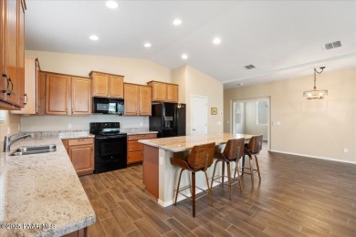 Discover comfort and functionality in this inviting home on Antelope Hills Golf Courses in Arizona - for sale on GolfHomes.com, golf home, golf lot