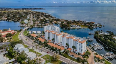GREAT BUYER INCENTIVE! Seller to pay 12 months of HOA dues with on The Renaisssance Vinoy Golf Club in Florida - for sale on GolfHomes.com, golf home, golf lot