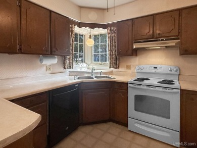 Enjoy the benefits of one-level living in this 3 bedroom, 2 bath on Pine Grove Country Club in Michigan - for sale on GolfHomes.com, golf home, golf lot