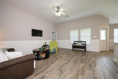 Love where you live in one of Rockport's prime location for golf on Rockport Country Club in Texas - for sale on GolfHomes.com, golf home, golf lot