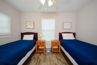 Love where you live in one of Rockport's prime location for golf on Rockport Country Club in Texas - for sale on GolfHomes.com, golf home, golf lot