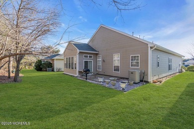 COME IN OUT OF THE COLD!!!! This beautiful well maintained and on Four Seasons Spa and Country Club in New Jersey - for sale on GolfHomes.com, golf home, golf lot