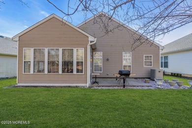 COME IN OUT OF THE COLD!!!! This beautiful well maintained and on Four Seasons Spa and Country Club in New Jersey - for sale on GolfHomes.com, golf home, golf lot