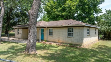 SELLER IS OFFERING TO PAY UP TO $7,000 IN BUYERS CLOSINGS COSTS on Cherokee Creek Golf Club in Arkansas - for sale on GolfHomes.com, golf home, golf lot