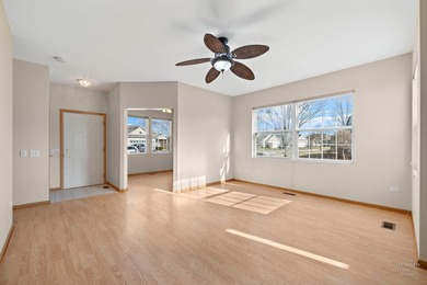 Carefree single-level living ranch townhome in Huntley's on Whisper Creek Golf Club in Illinois - for sale on GolfHomes.com, golf home, golf lot