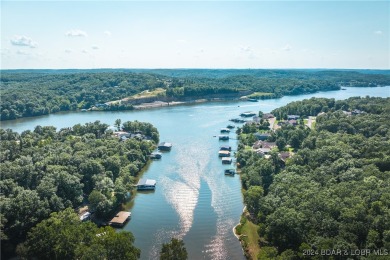 A 270-acre waterfront property with a three-slip dock, located on Bayview Golf Course in Missouri - for sale on GolfHomes.com, golf home, golf lot