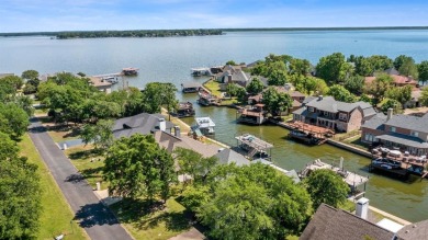 Perfect entertaining waterfront home in Pinnacle Golf Club on Pinnacle Golf and Boat Club in Texas - for sale on GolfHomes.com, golf home, golf lot