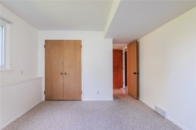 Wonderful in West Irondequoit Split is clean as a whistle, shows on Durand-Eastman Park Golf Course in New York - for sale on GolfHomes.com, golf home, golf lot