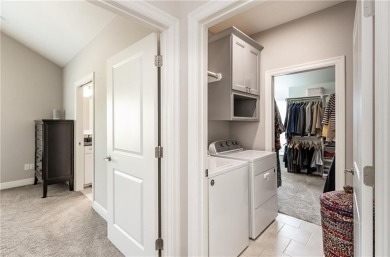 Lightly lived in move-in ready fabulous townhome in Greens of on Shawnee Golf and Country Club in Kansas - for sale on GolfHomes.com, golf home, golf lot