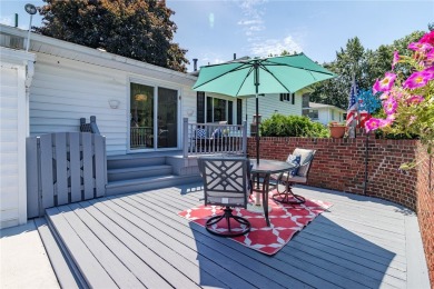 Wonderful in West Irondequoit Split is clean as a whistle, shows on Durand-Eastman Park Golf Course in New York - for sale on GolfHomes.com, golf home, golf lot
