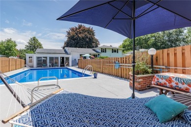 Wonderful in West Irondequoit Split is clean as a whistle, shows on Durand-Eastman Park Golf Course in New York - for sale on GolfHomes.com, golf home, golf lot